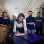 PE na Estrada: Governadora Raquel Lyra autoriza mais de R$ 25 milhões em obras viárias em três regiões do Estado PE na Estrada: Governadora Raquel Lyra autoriza mais de R$ 25 milhões em obras viárias em três regiões do Estado