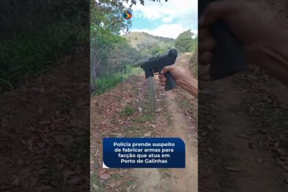 POLÍCIA PRENDE SUSPEITO DE FABRICAR ARMAS PARA FACÇÃO QUE ATUA EM PORTO DE GALINHAS ! POLÍCIA PRENDE SUSPEITO DE FABRICAR ARMAS PARA FACÇÃO QUE ATUA EM PORTO DE GALINHAS !