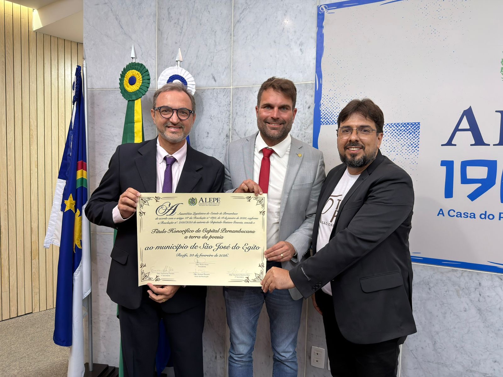 Gustavo Gouveia entrega o título de Capital Pernambucana a Terra da Poesia à cidade de São José do Egito