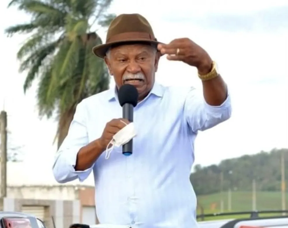 TCE-PE multa ex-prefeito de Carpina e leiloeiro pela tentativa de leilão do prédio da Nova Veículos