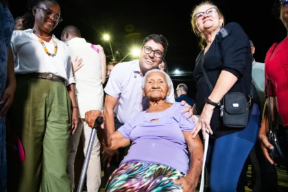 Diego Cabral inaugura ruas Quitéria Alves e Cachoeira do Itapemirim com investimento de R$ 1,4 milhão em Camaragibe Diego Cabral inaugura ruas Quitéria Alves e Cachoeira do Itapemirim com investimento de R$ 1,4 milhão em Camaragibe