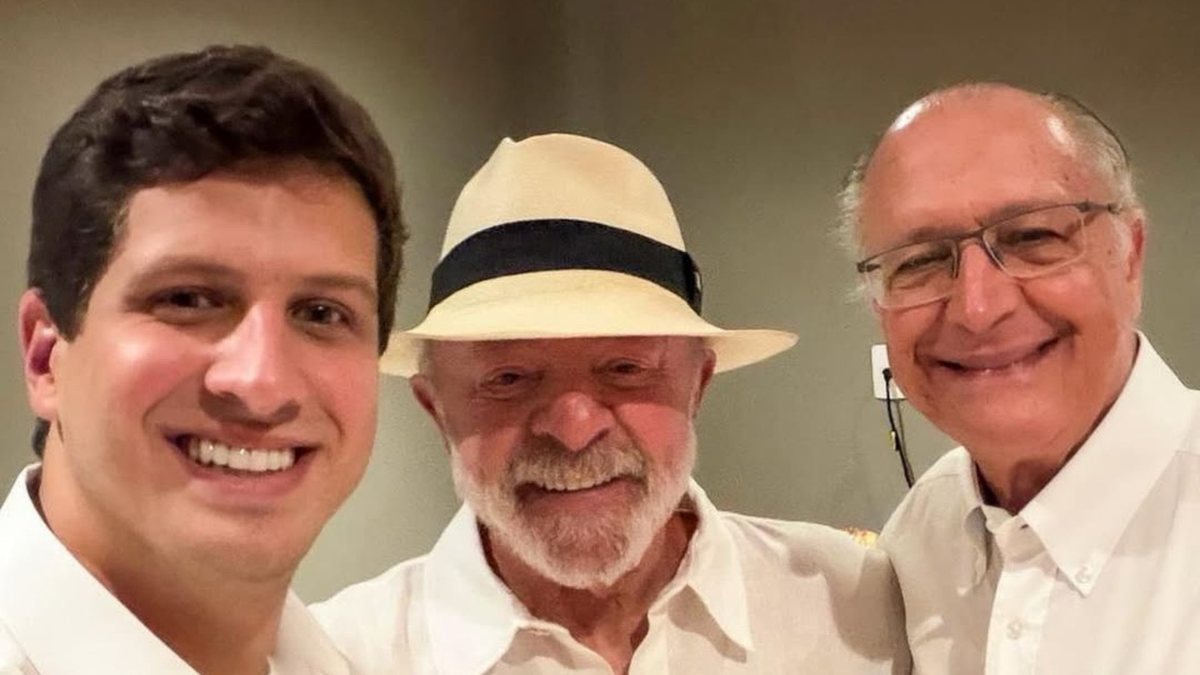 João Campos se reúne com Lula em Brasília para debater palanque ao governo do estado João Campos se reúne com Lula em Brasília para debater palanque ao governo do estado