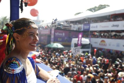 Governadora Raquel Lyra percorre Pernambuco durante o Carnaval 2026