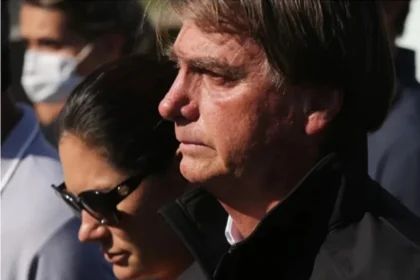 Há um mês na Papudinha, Bolsonaro tenta manter influência eleitoral Há um mês na Papudinha, Bolsonaro tenta manter influência eleitoral