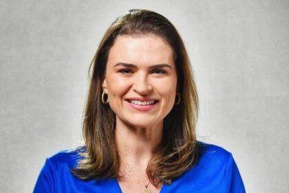 Marília Arraes diz receber com responsabilidade pesquisa que aponta liderança ao Senado: “confiança no projeto” Marília Arraes diz receber com responsabilidade pesquisa que aponta liderança ao Senado: “confiança no projeto”