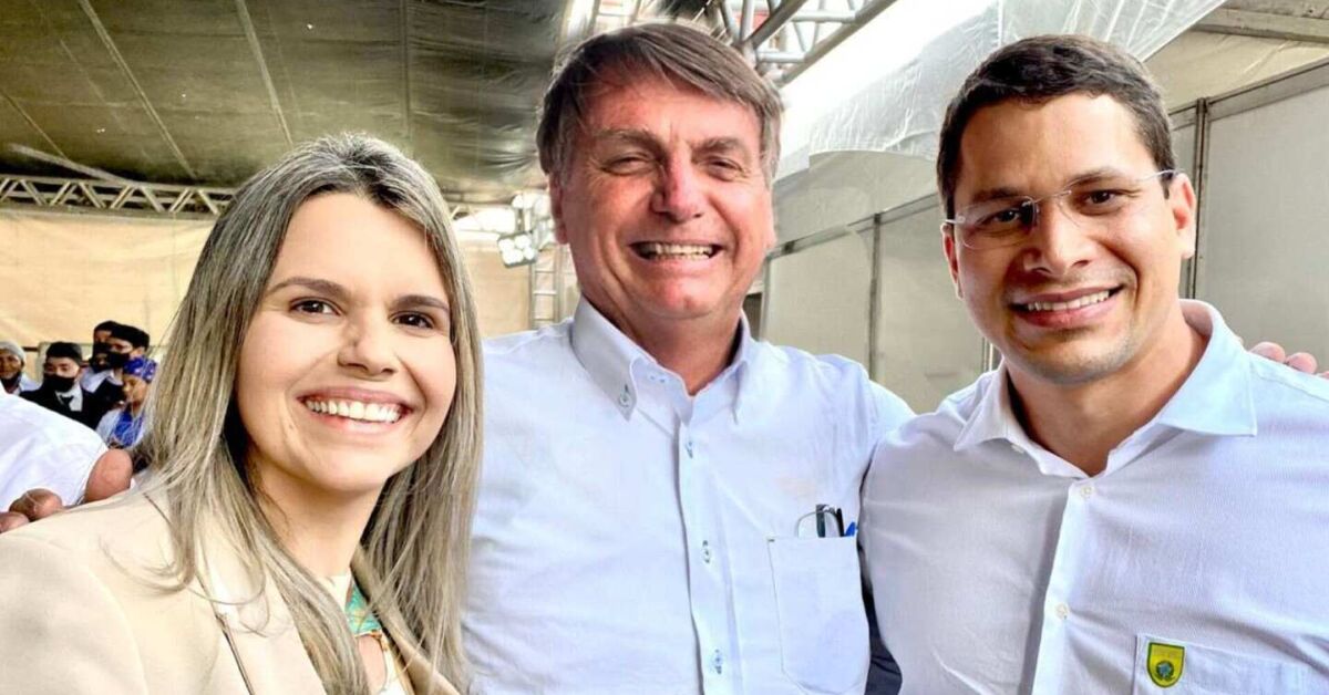 Recife: Clarissa e Júnior Tércio convocam apoiadores para ato “Acorda, Brasil” no domingo (1°) Recife: Clarissa e Júnior Tércio convocam apoiadores para ato “Acorda, Brasil” no domingo (1°)