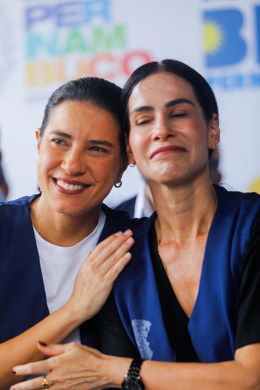 Com emoção e convicção, Simone Benevides destaca liderança de Raquel Lyra e reafirma compromisso com a transformação de Pernambuco Com emoção e convicção, Simone Benevides destaca liderança de Raquel Lyra e reafirma compromisso com a transformação de Pernambuco