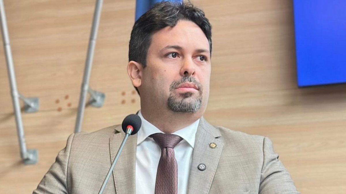 Felipe Alecrim questiona condução da denúncia contra Eduardo Moura: “autor não pode participar do julgamento” Felipe Alecrim questiona condução da denúncia contra Eduardo Moura: “autor não pode participar do julgamento”