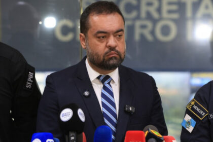 TSE retoma julgamento que pode cassar governador do RJ TSE retoma julgamento que pode cassar governador do RJ