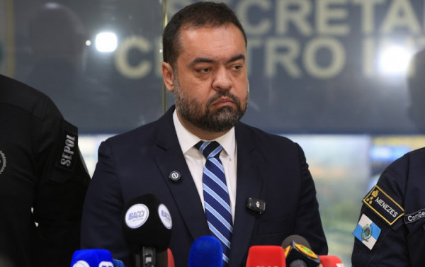 TSE retoma julgamento que pode cassar governador do RJ TSE retoma julgamento que pode cassar governador do RJ