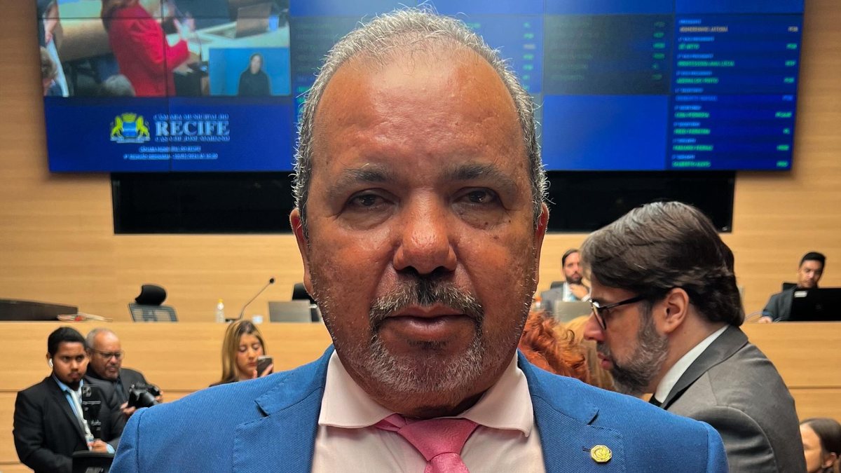 Vereador do Recife Hélio Guabiraba defende debate sobre pena de morte para feminicídio Vereador do Recife Hélio Guabiraba defende debate sobre pena de morte para feminicídio