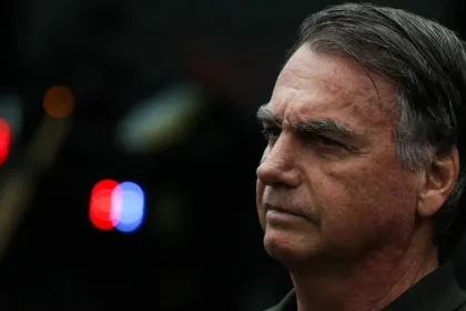 Moraes veta visita de assessor de Trump a Bolsonaro; Itamaraty viu ‘ingerência’ Moraes veta visita de assessor de Trump a Bolsonaro; Itamaraty viu ‘ingerência’