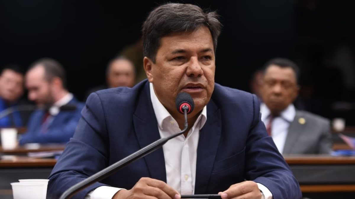 Mendonça Filho pede cancelamento da federação União Brasil–Progressistas e cita impasses políticos em Pernambuco Mendonça Filho pede cancelamento da federação União Brasil–Progressistas e cita impasses políticos em Pernambuco