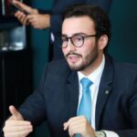 “É uma decisão coletiva da federação”, diz Lula da Fonte sobre articulação de Eduardo da Fonte e João Campos “É uma decisão coletiva da federação”, diz Lula da Fonte sobre articulação de Eduardo da Fonte e João Campos