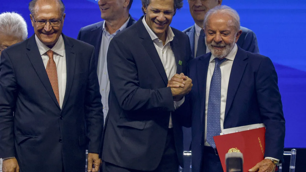 Em evento com Lula, Fernando Haddad é oficializado na disputa pelo governo de SP