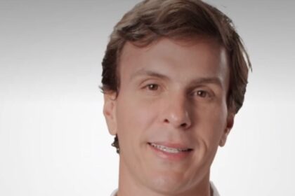 Miguel Coelho põe nome a disposição para disputar o Senado na chapa de Raquel Lyra Miguel Coelho põe nome a disposição para disputar o Senado na chapa de Raquel Lyra