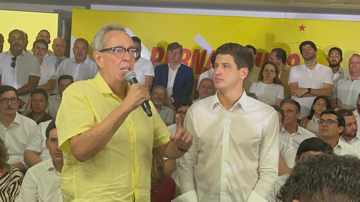 Álvaro Porto provoca Raquel Lyra sobre entrega das creches: “Essas 250 quem vai construir é João” Álvaro Porto provoca Raquel Lyra sobre entrega das creches: “Essas 250 quem vai construir é João”