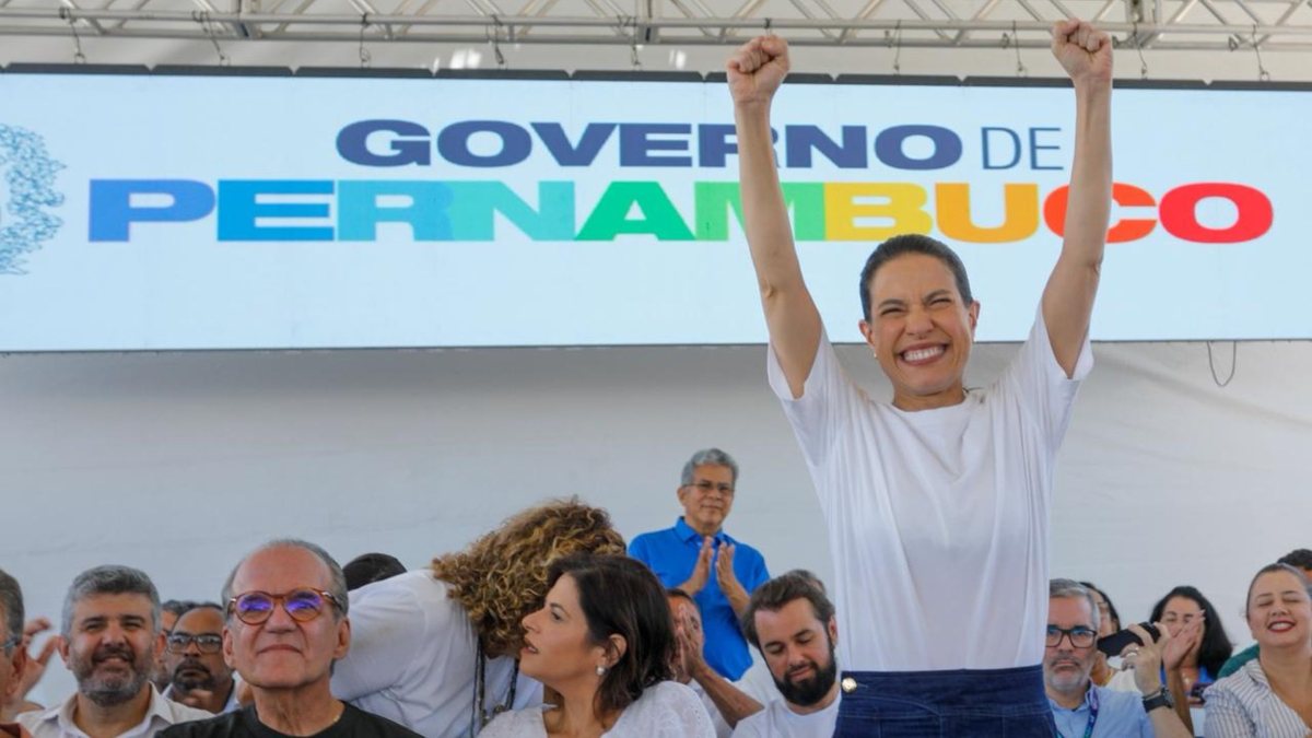 Raquel Lyra manda recado para os adversários: “Não é o último ano, é o primeiro dos próximos cinco” Raquel Lyra manda recado para os adversários: “Não é o último ano, é o primeiro dos próximos cinco”