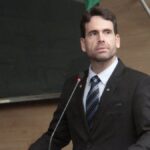 Em ascensão na direita, Eduardo Moura vai concorrer a qual cargo nas Eleições 2026? Em ascensão na direita, Eduardo Moura vai concorrer a qual cargo nas Eleições 2026?