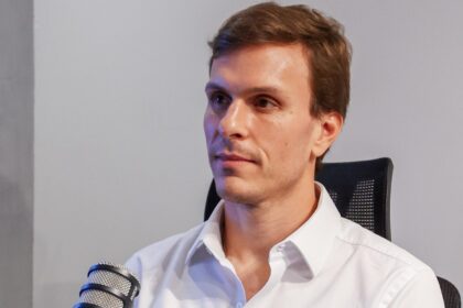 Miguel Coelho defende Eduardo da Fonte na chapa de Raquel Lyra, mas que definição cabe a governadora Miguel Coelho defende Eduardo da Fonte na chapa de Raquel Lyra, mas que definição cabe a governadora