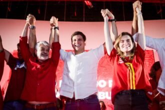 PT oficializa apoio a João Campos para o Governo de PE e nacionaliza palanque com foco em Lula PT oficializa apoio a João Campos para o Governo de PE e nacionaliza palanque com foco em Lula