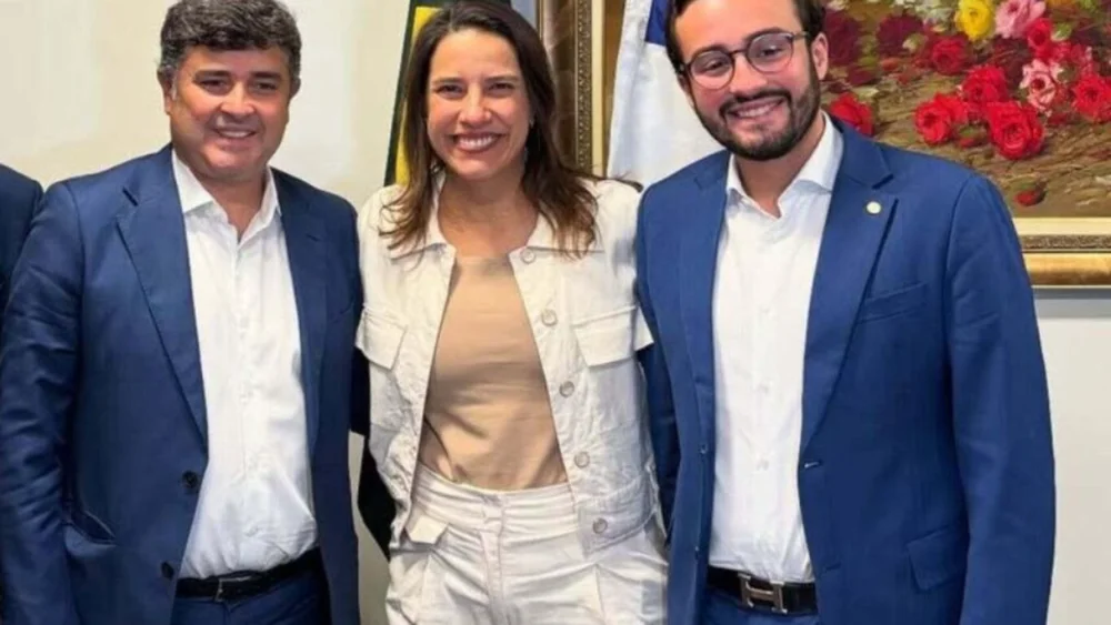 Lula da Fonte nega crise e garante apoio do PP à Raquel Lyra