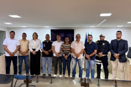 Câmara de Camaragibe debate trânsito com secretário coronel Rossini e equipe da Guarda Municipal