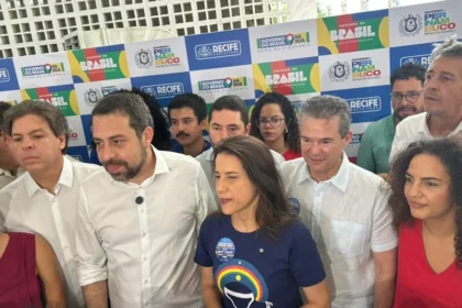 Ao lado de Boulos e outros ministros, Raquel Lyra reforça relação institucional com governo Lula