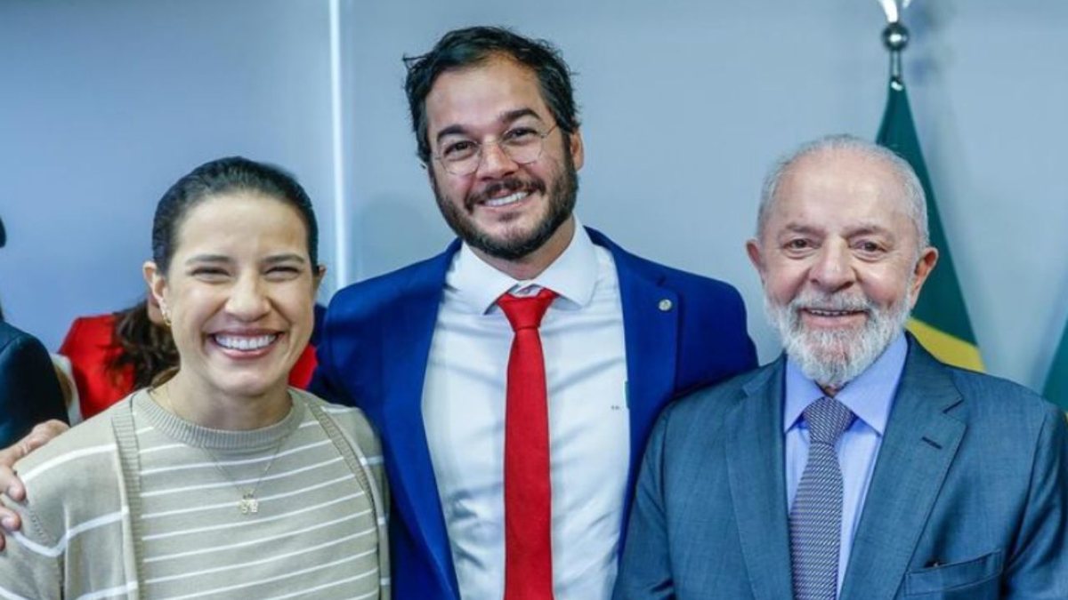 Túlio Gadelha defende tese de segundo palanque de Lula; Humberto diz que “não há prejuizo” à chapa de João Campos Túlio Gadelha defende tese de segundo palanque de Lula; Humberto diz que “não há prejuizo” à chapa de João Campos