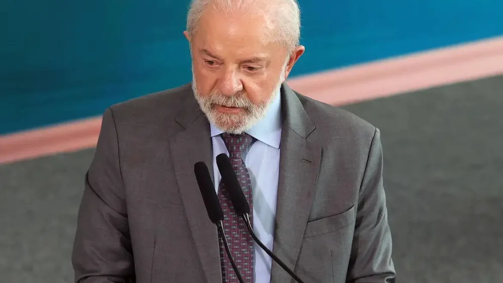 Datafolha: Avaliação negativa do governo Lula se mantém em 40%; positiva passa de 32% a 29%