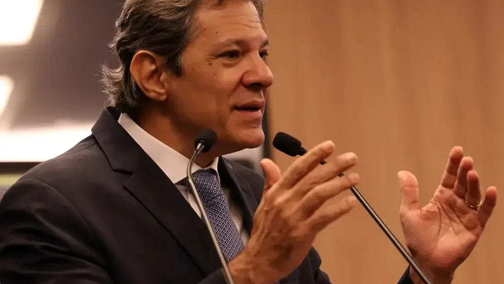 PT busca atrair PSDB para fortalecer candidatura de Haddad em São Paulo PT busca atrair PSDB para fortalecer candidatura de Haddad em São Paulo