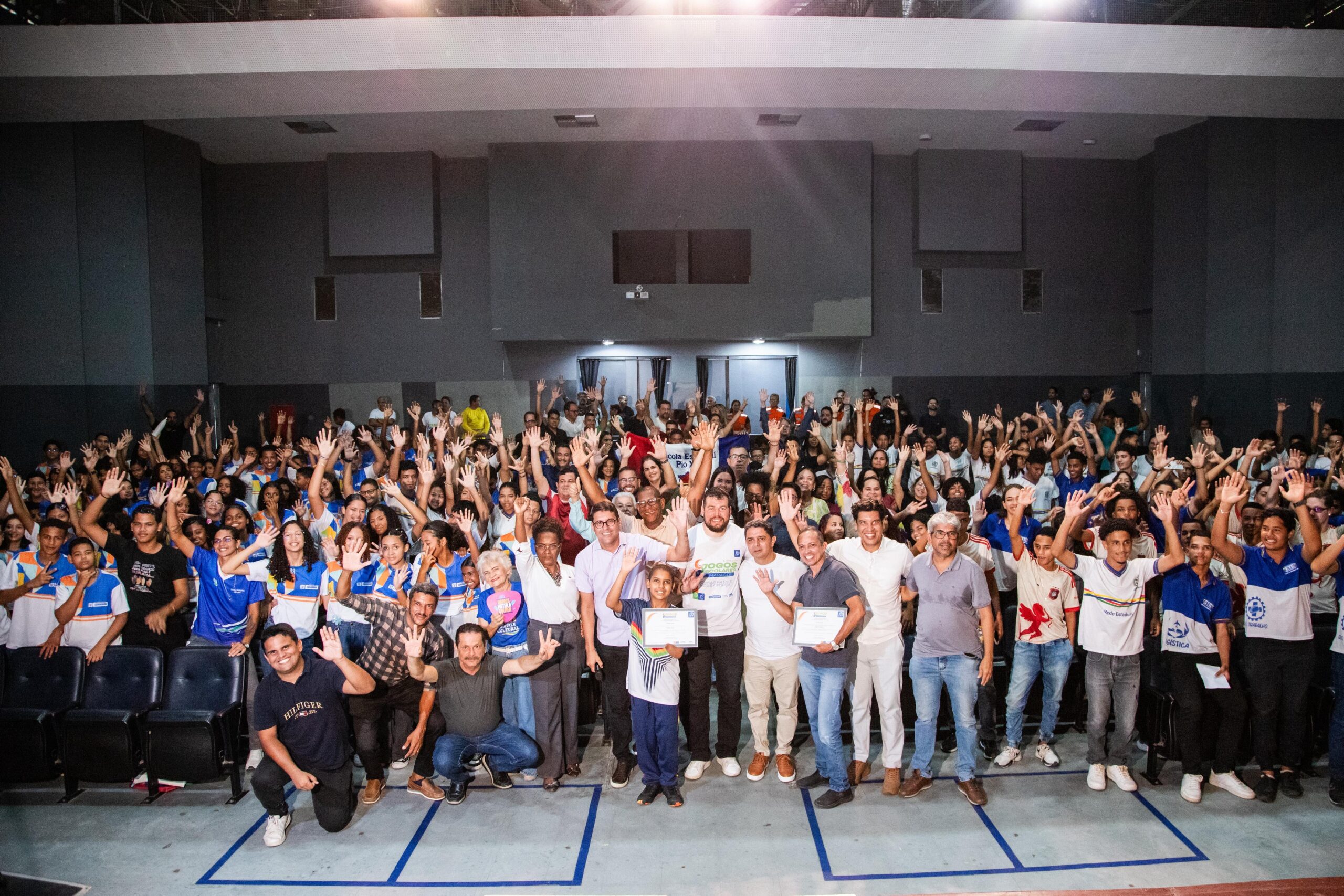 Em Camaragibe, Diego Cabral participa da abertura dos Jogos Escolares (JECS) 2026 com a presença de dez escolas e 500 estudantes das redes de ensino municipal e estadual