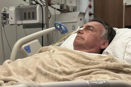 Bolsonaro realiza nova cirurgia e médico atualiza estado de saúde do ex-presidente Bolsonaro realiza nova cirurgia e médico atualiza estado de saúde do ex-presidente