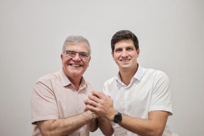 Ex-prefeito Jorge Alexandre declara apoio a João Campos Ex-prefeito Jorge Alexandre declara apoio a João Campos
