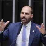 ‘Quem fala que eu recebi dinheiro de Daniel Vorcaro é mentiroso’, diz Eduardo Bolsonaro ‘Quem fala que eu recebi dinheiro de Daniel Vorcaro é mentiroso’, diz Eduardo Bolsonaro