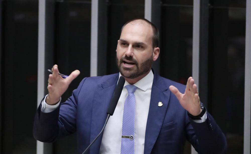 ‘Quem fala que eu recebi dinheiro de Daniel Vorcaro é mentiroso’, diz Eduardo Bolsonaro